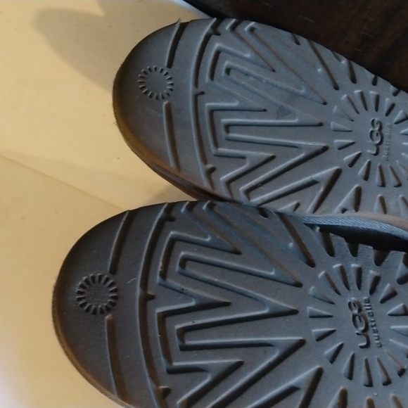 UGG BOOTS ALTAS - Picture 6 of 9